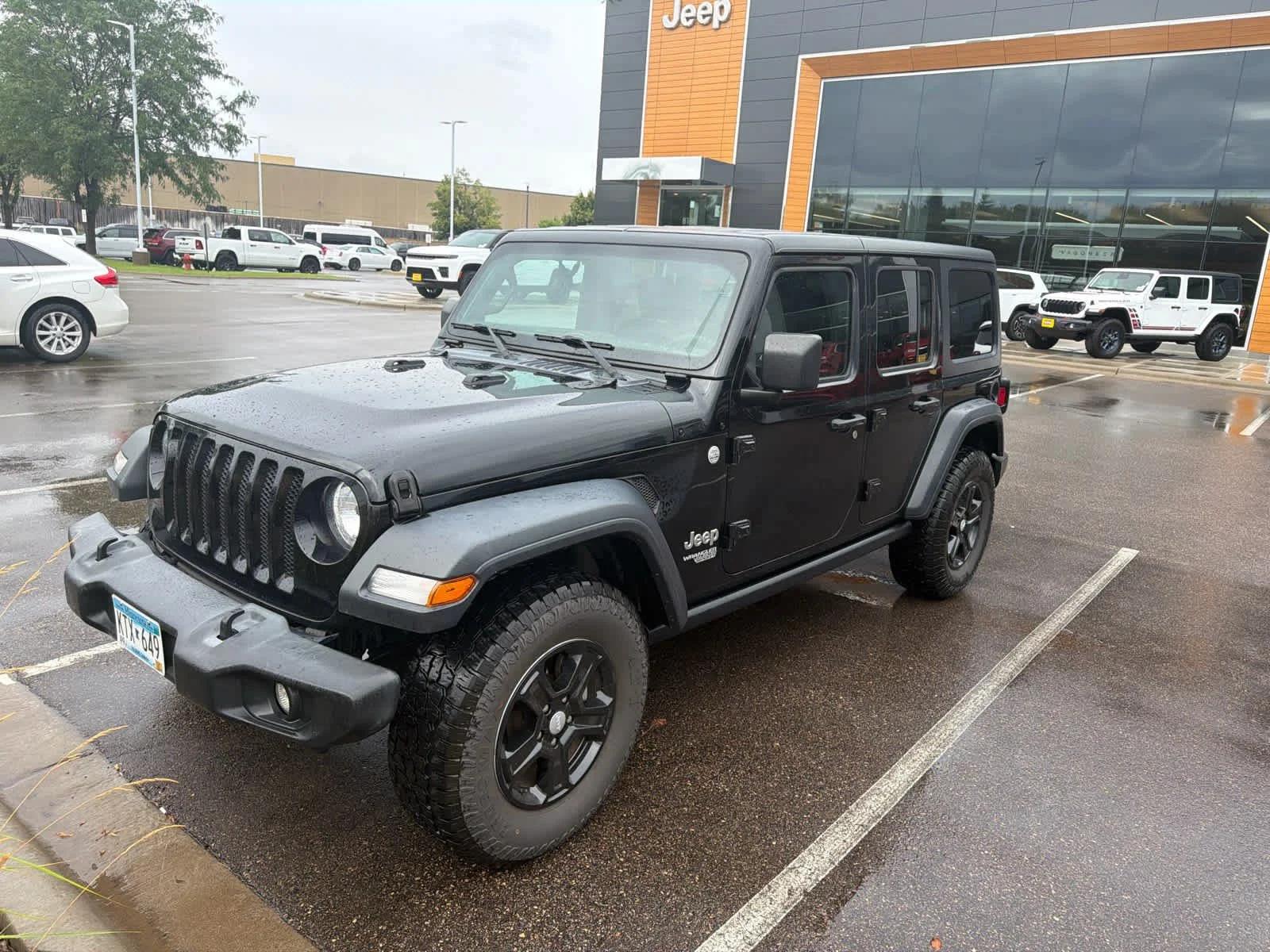 jeep all-new wrangler unlimited 2018 1C4HJXDG8JW296951 image jeep all-new wrangler unlimited 2018 1C4HJXDG8JW296951 image